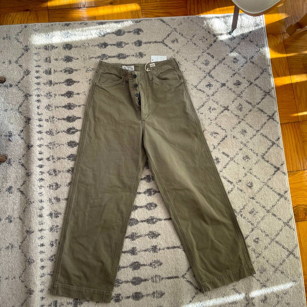 herringbone-pattern wide-leg trousers